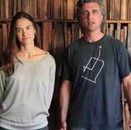 吃瓜西班牙夫妇视频,揭秘异国生活趣味瞬间