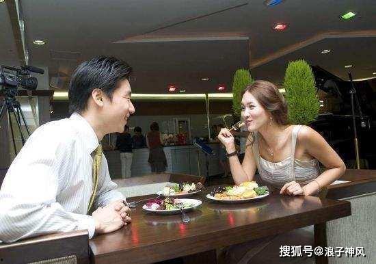 相亲吃瓜的视频,笑料百出！