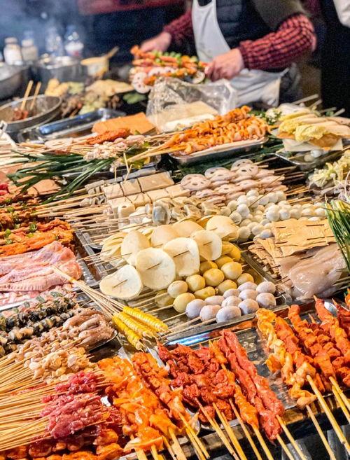 莒县烧烤吃瓜事件视频曝光,视频曝光引发社会关注