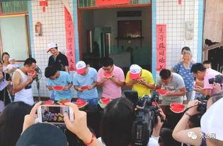 秀山吃瓜事件视频,一场引发热议的街头冲突瞬间