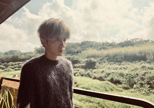 薛之谦被迫吃瓜视频大全,揭秘娱乐圈背后的真相与争议